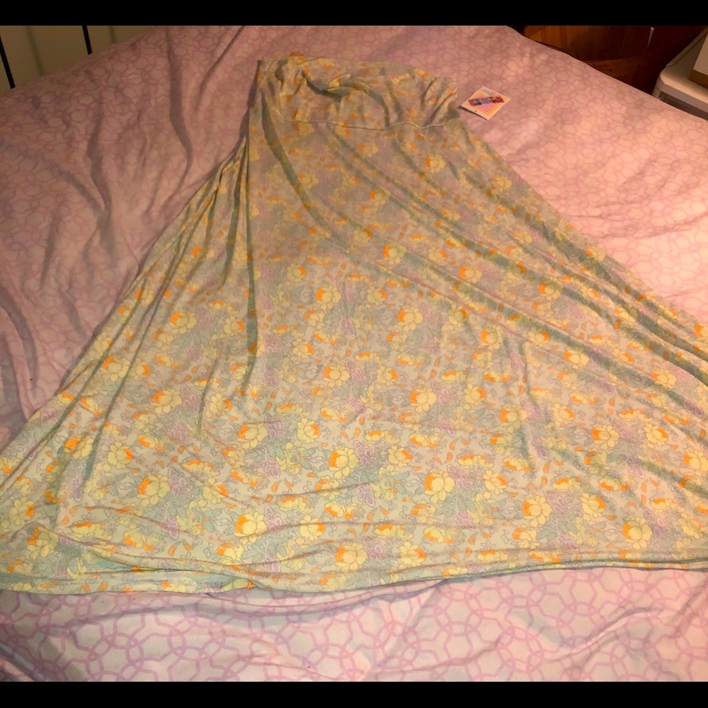 Lularoe Maxi skirt L, NWT,slinky gren,orange,prpl